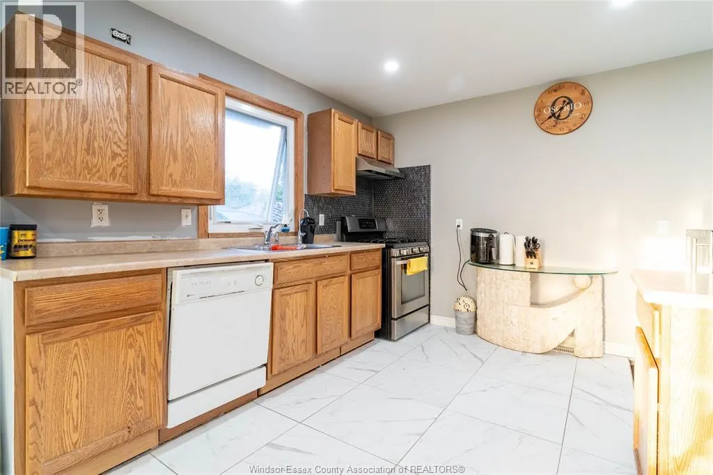 1568 CHANDLER