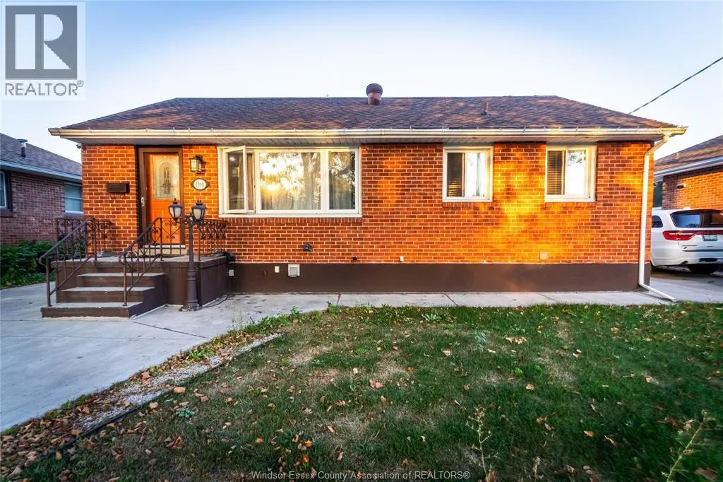 1568 CHANDLER