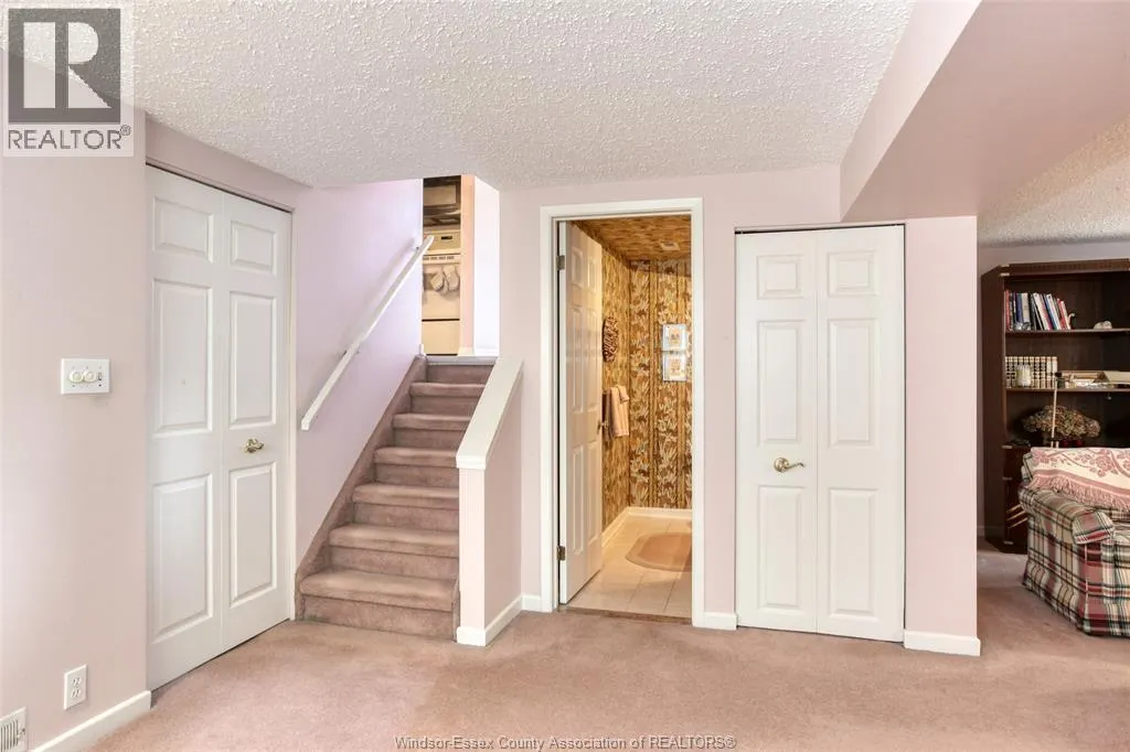3398 PINEVIEW