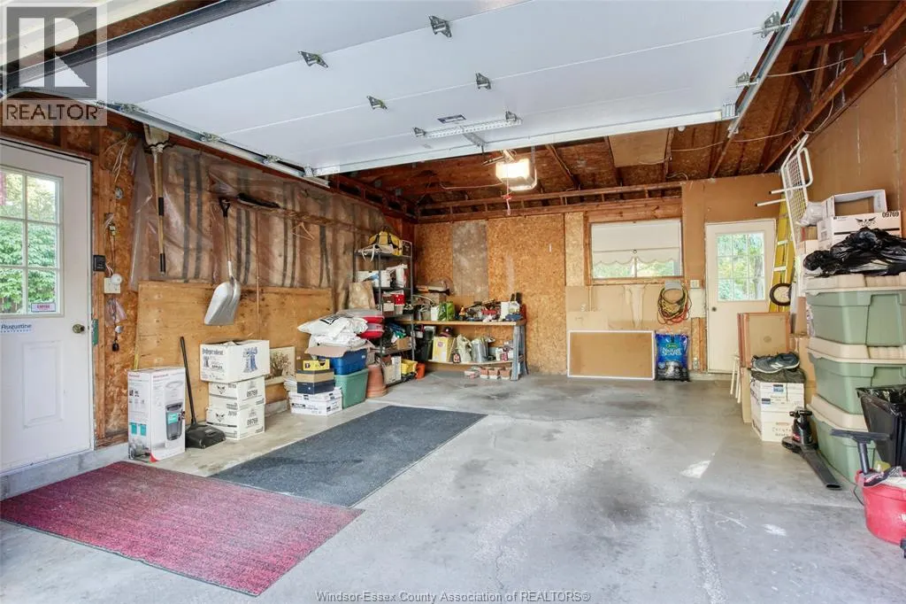 3398 PINEVIEW