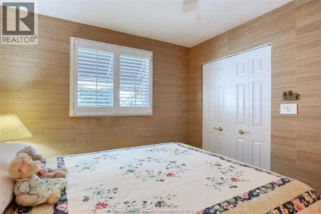 3398 PINEVIEW
