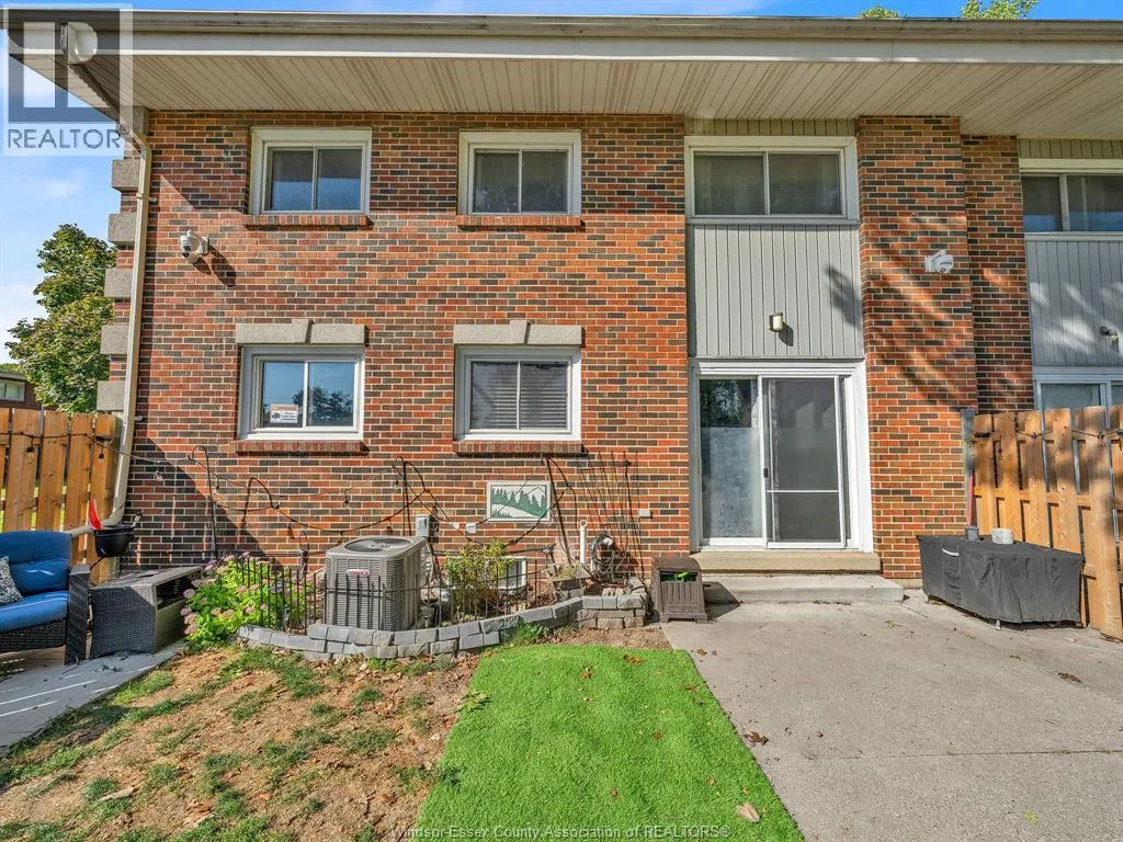 1730 COLUMBIA COURT Unit# 108