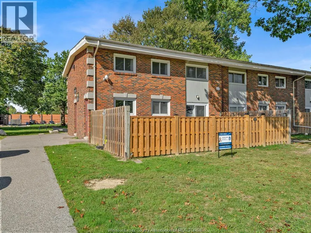 1730 COLUMBIA COURT Unit# 108