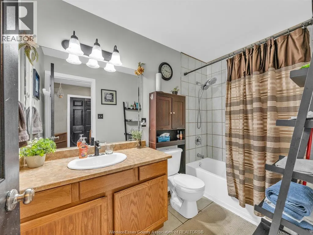 1730 COLUMBIA COURT Unit# 108