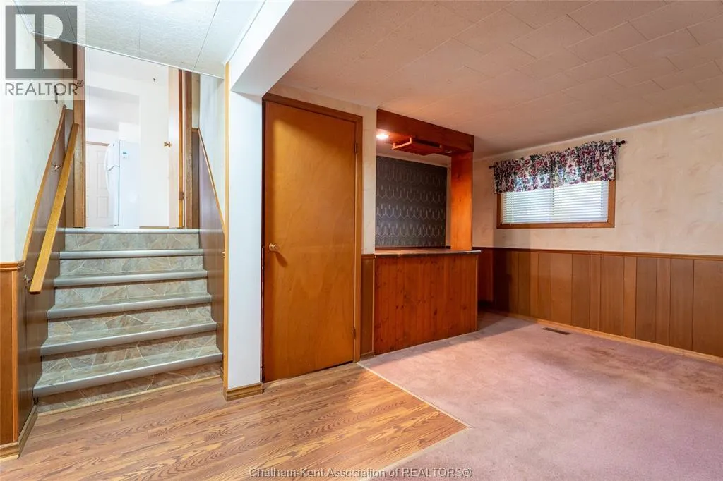 6 Cardinal CRESCENT