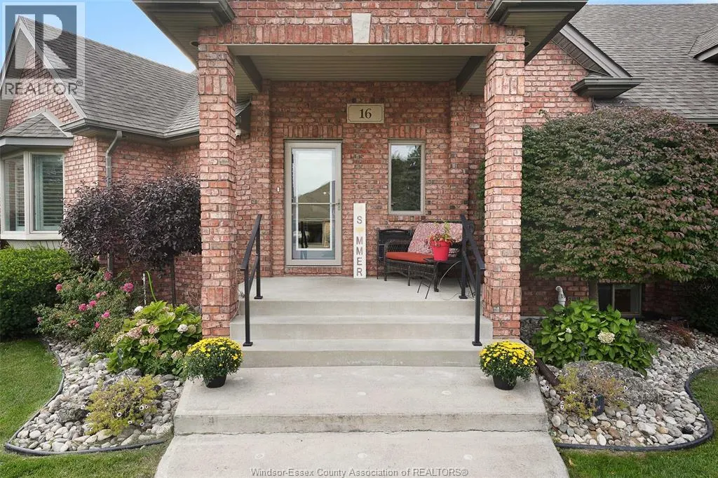 16 MEADOW LANE