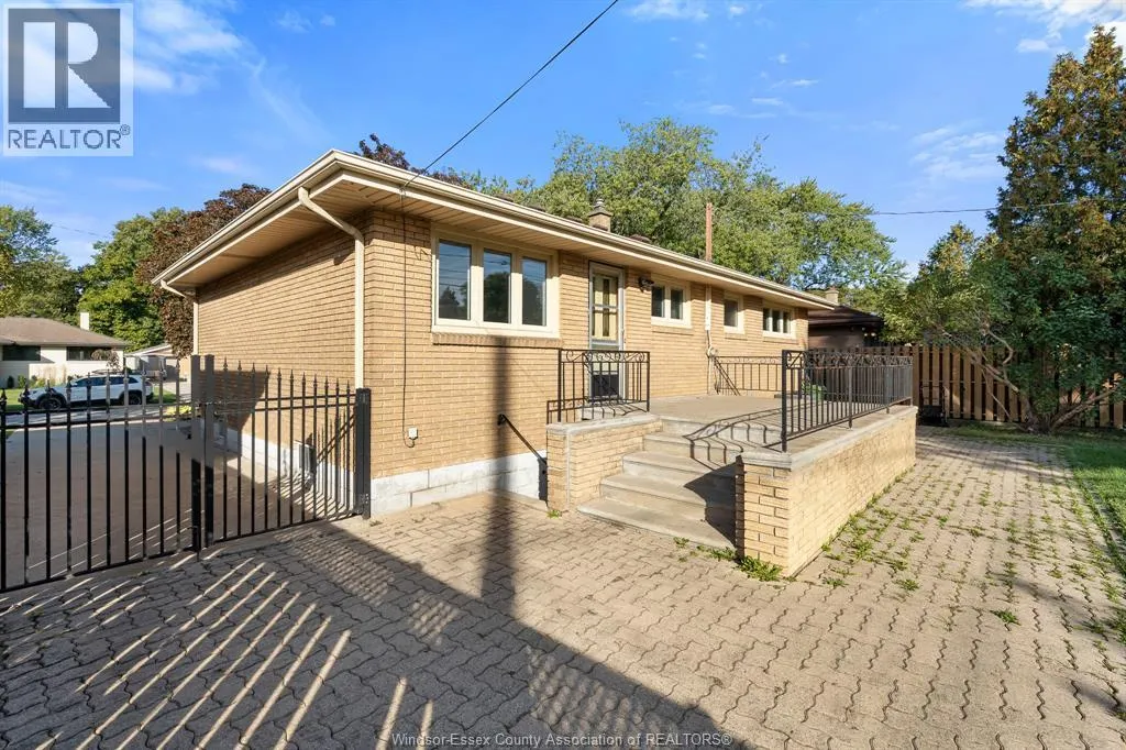 522 GREENDALE DRIVE