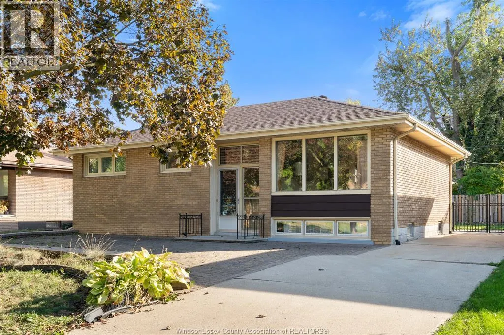 522 GREENDALE DRIVE