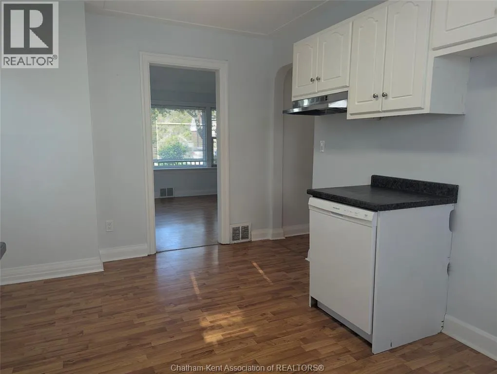 10 Meadowlea ROAD