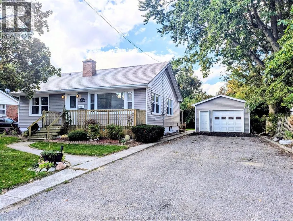 10 Meadowlea ROAD