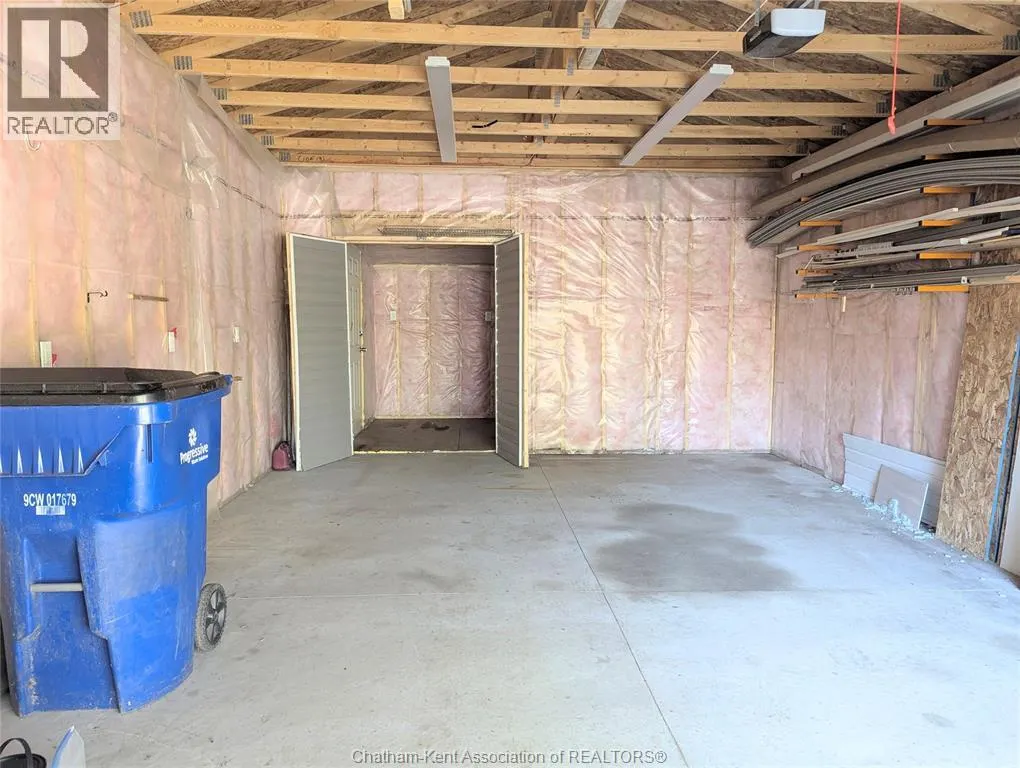 10 Meadowlea ROAD