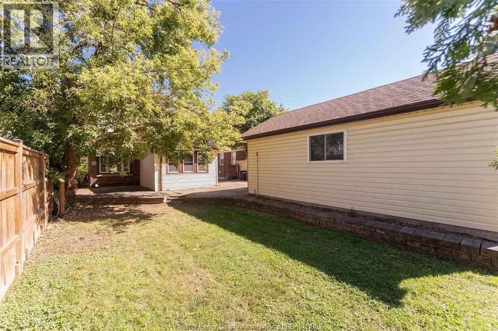 281 BELLEPERCHE PLACE