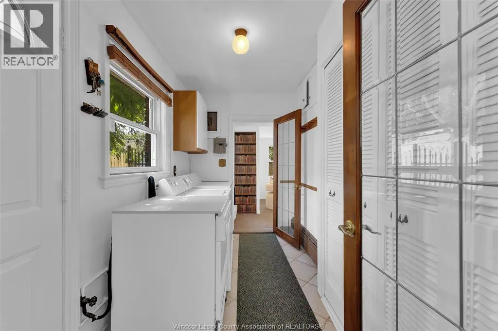 281 BELLEPERCHE PLACE