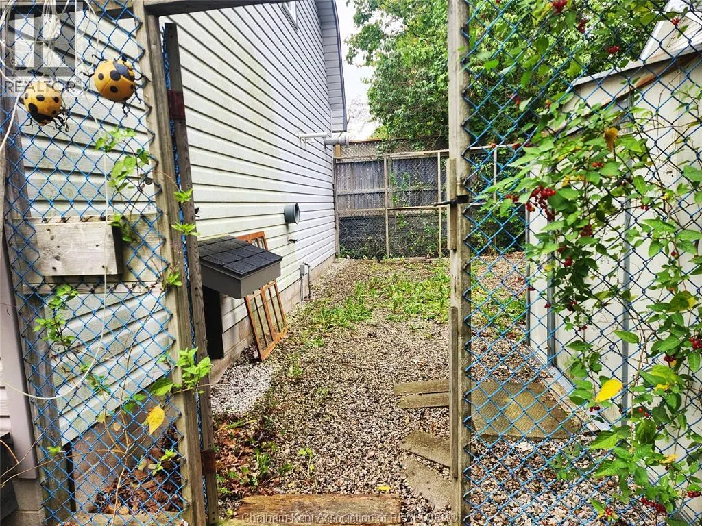 349 Catherine STREET
