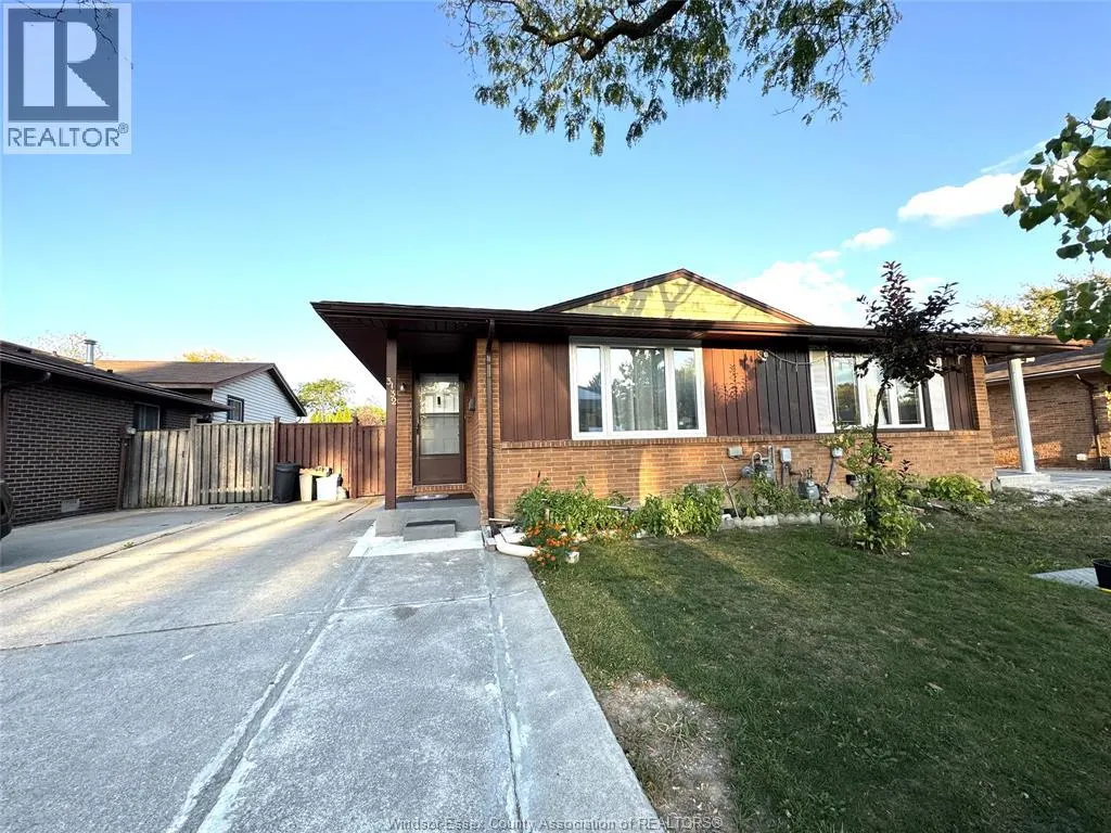 3132 ELMWOOD CRESCENT