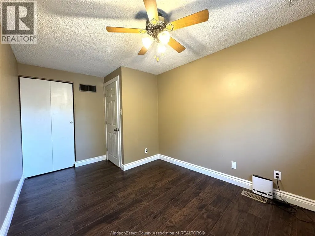 3132 ELMWOOD CRESCENT
