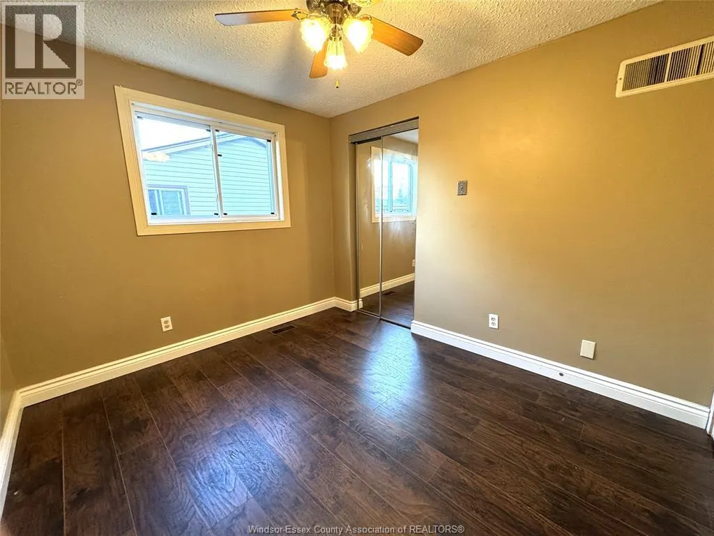 3132 ELMWOOD CRESCENT