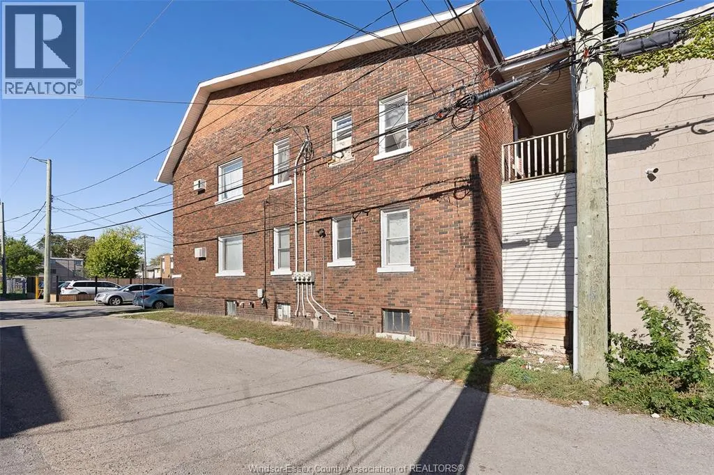 538 Louis AVENUE
