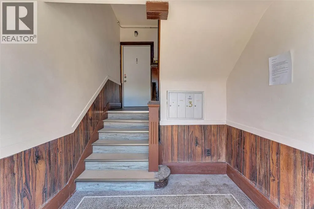 538 Louis AVENUE