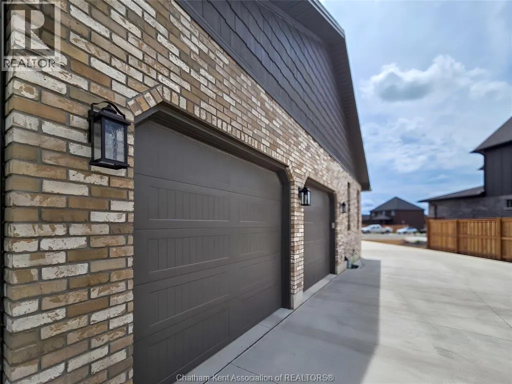 7 Tracy DRIVE