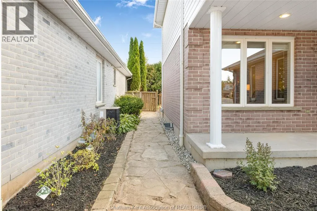 198 BRISTOL DRIVE