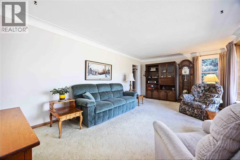 1181 PONTIAC DRIVE