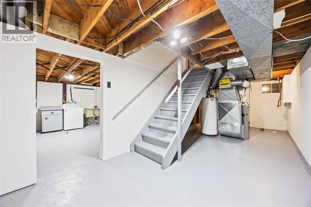 1181 PONTIAC DRIVE