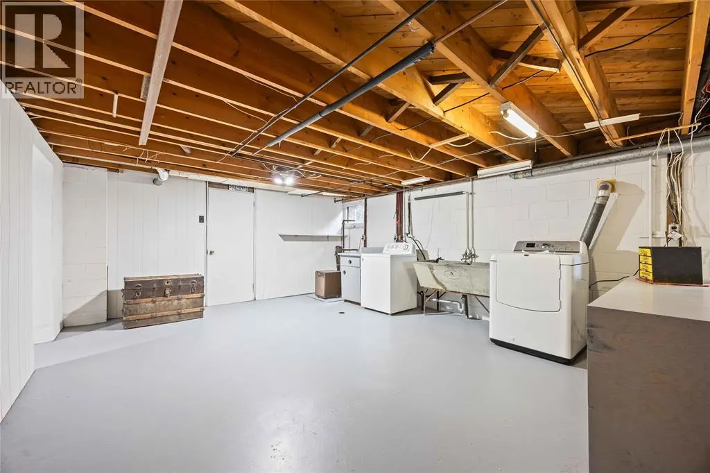 1181 PONTIAC DRIVE