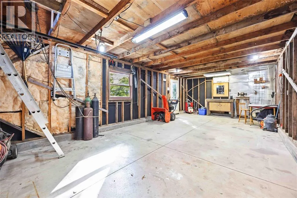 1181 PONTIAC DRIVE
