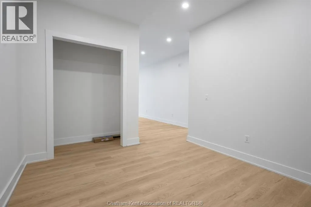 153 King STREET West Unit# 3