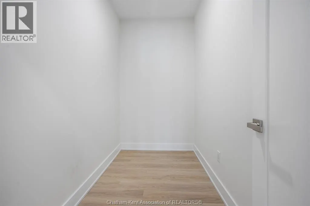 153 King STREET West Unit# 3