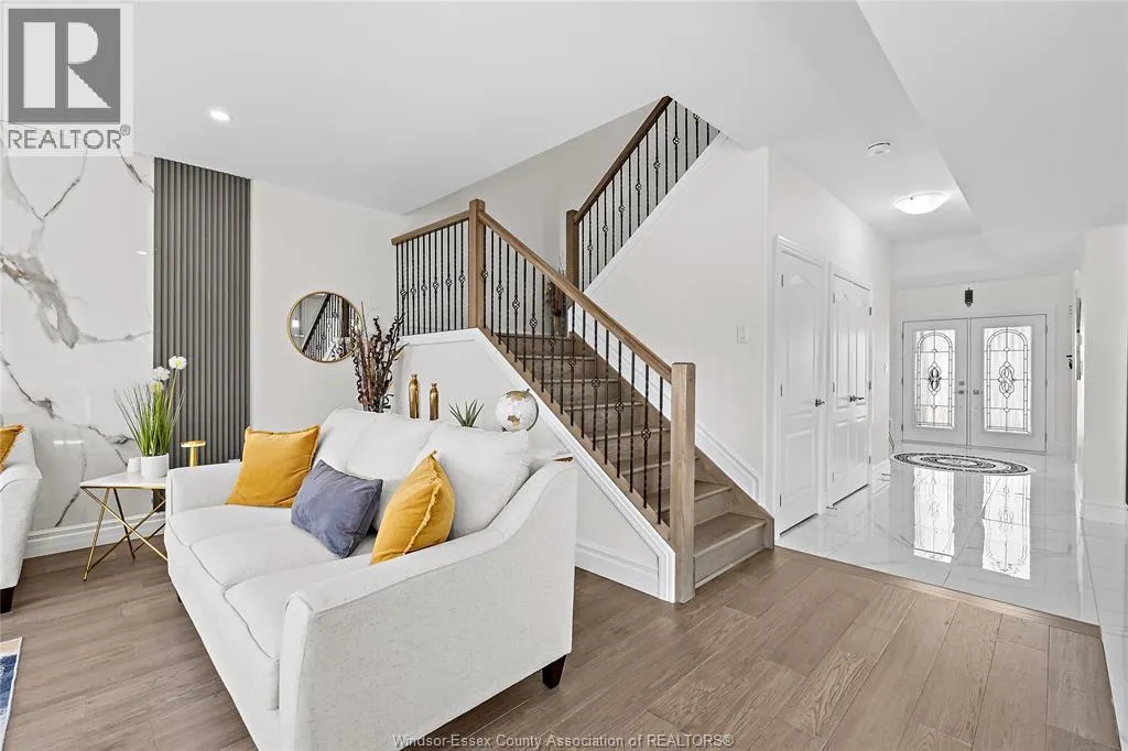 315 BENSON COURT