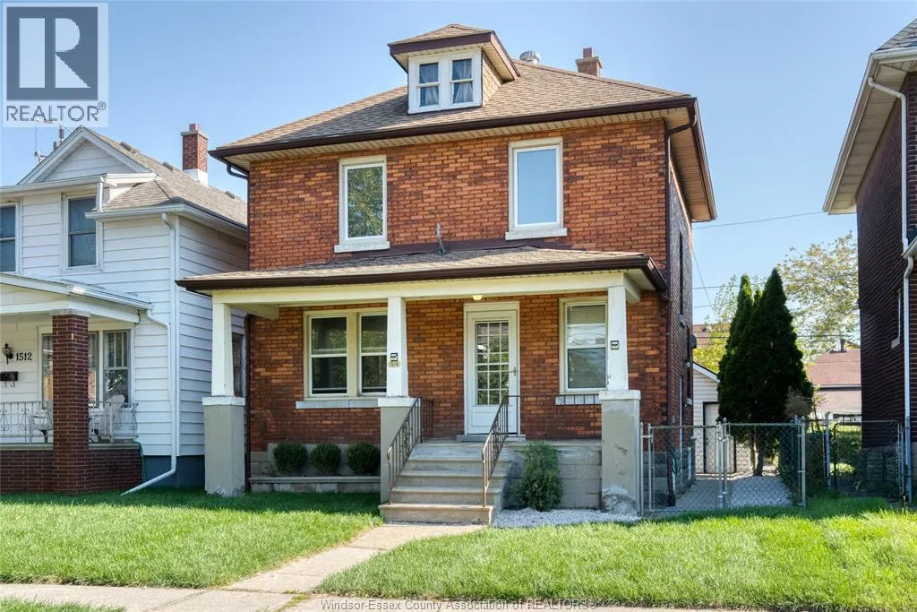 1516 DUFFERIN