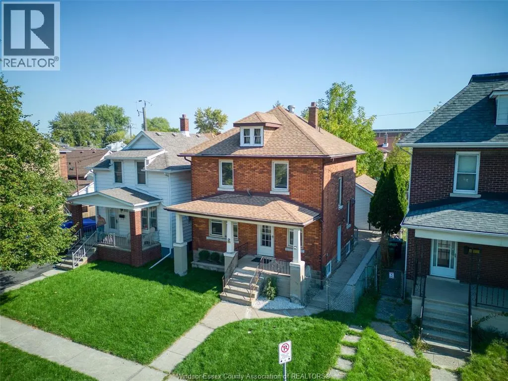 1516 DUFFERIN