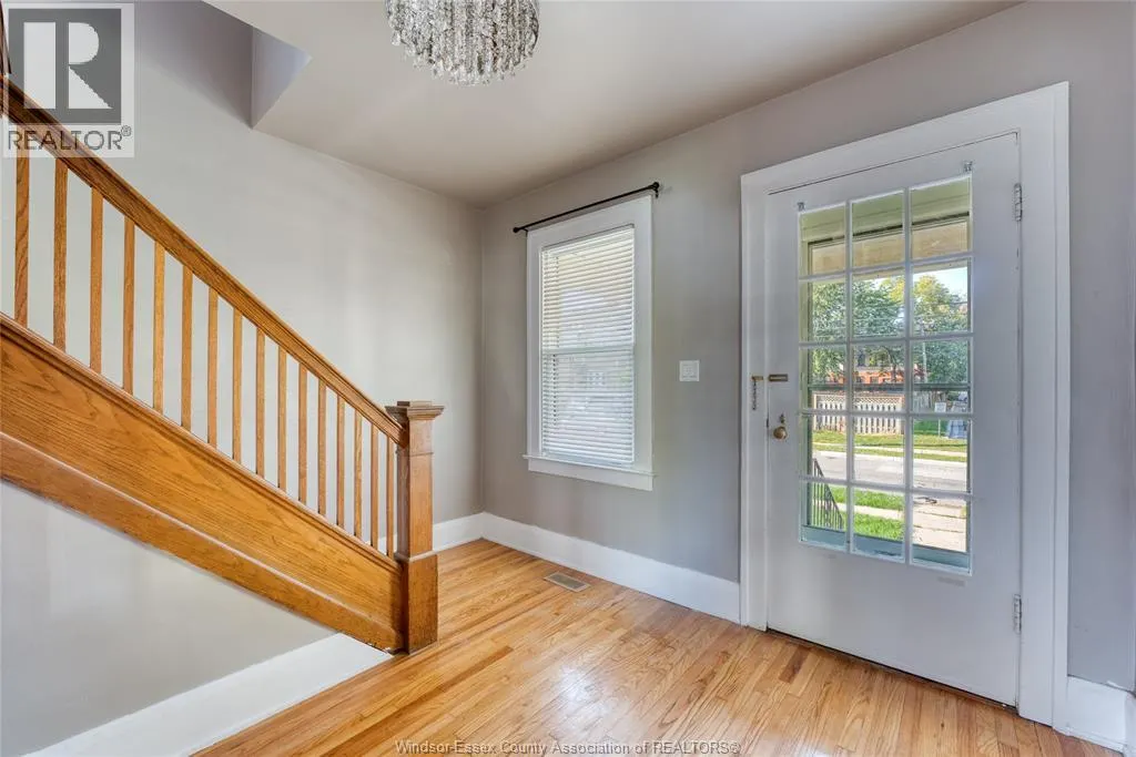 1516 DUFFERIN