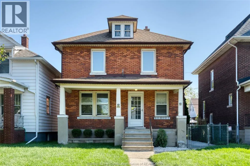 1516 DUFFERIN