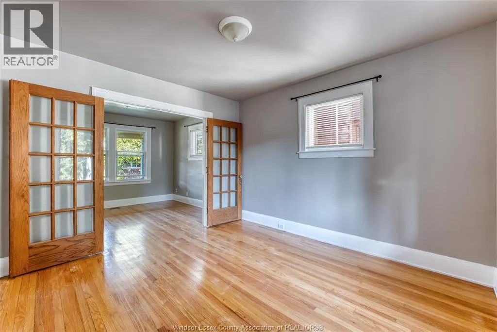 1516 DUFFERIN