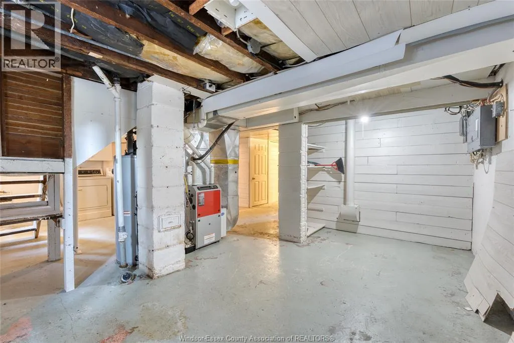 1516 DUFFERIN