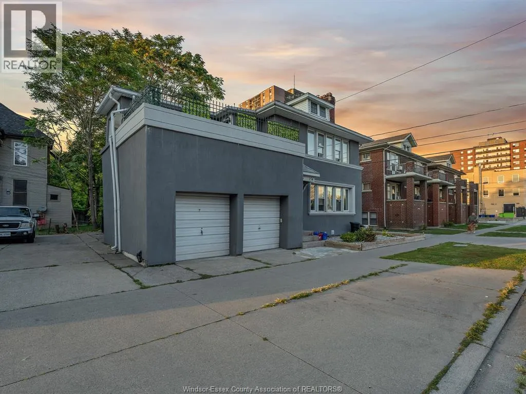 154-156 ELLIOTT STREET West