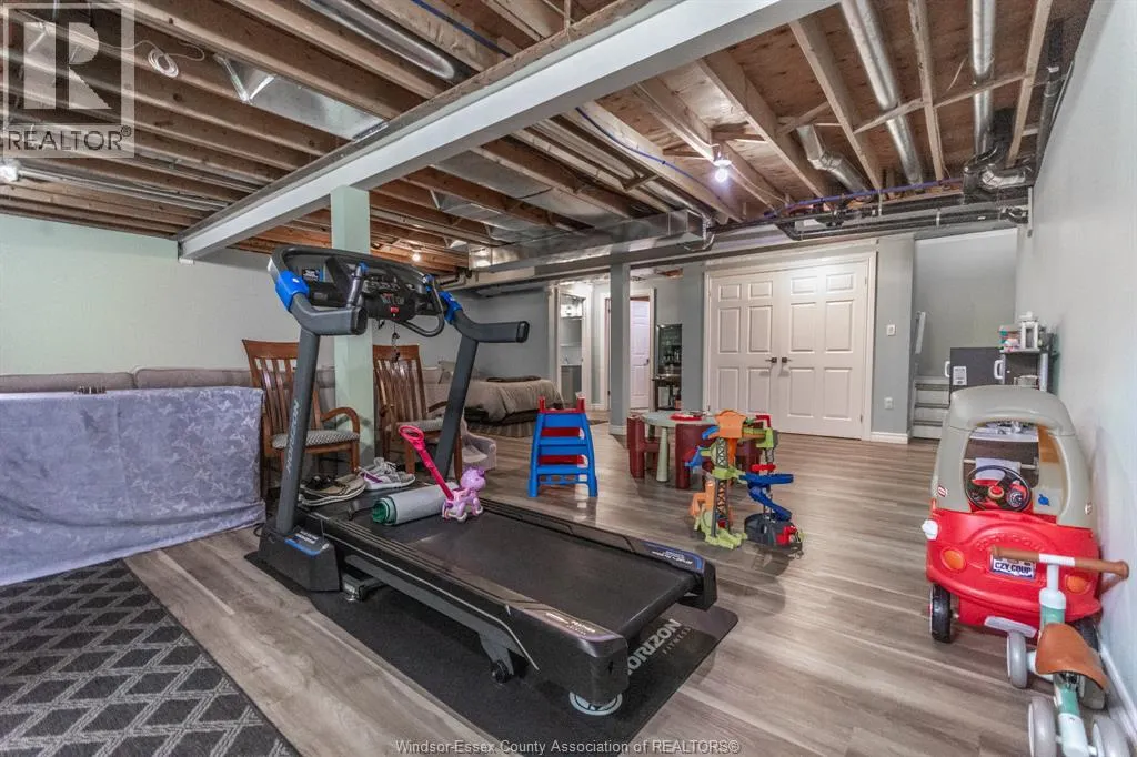 11925 COBBLESTONE CRESCENT