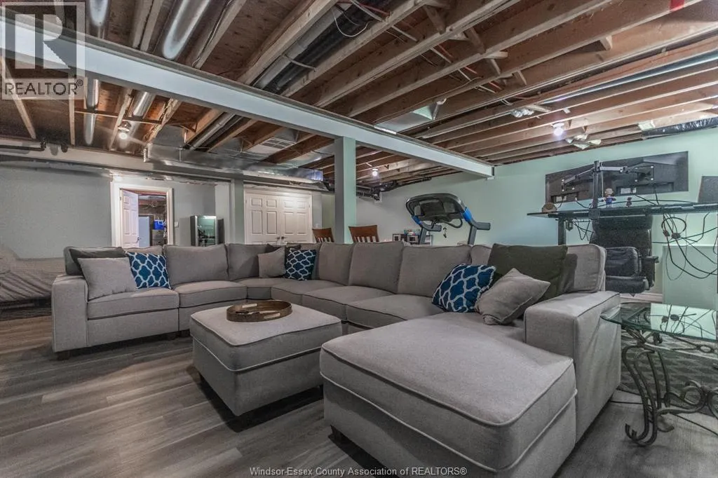 11925 COBBLESTONE CRESCENT