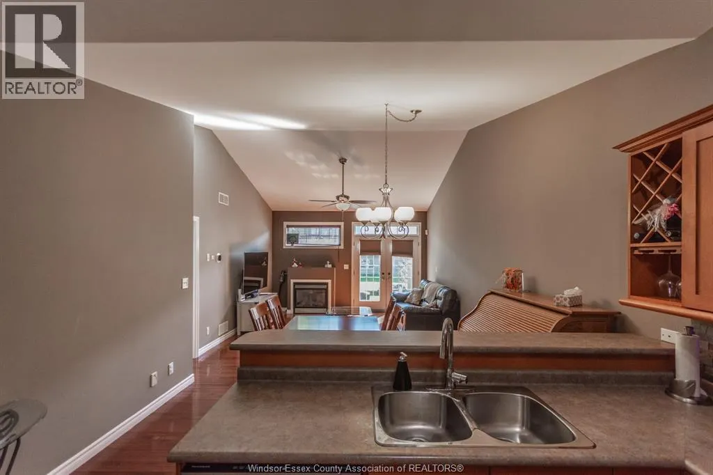 11925 COBBLESTONE CRESCENT