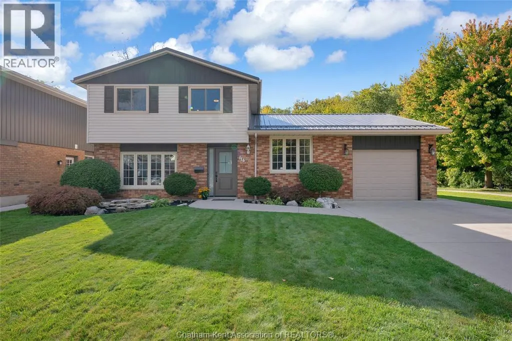116 Thornhill CRESCENT