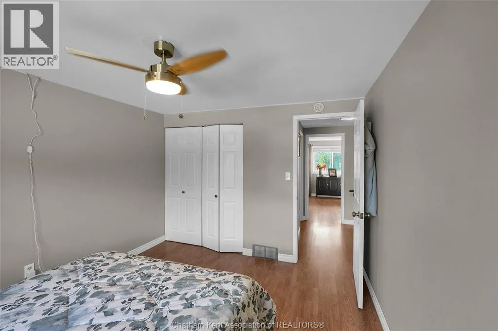 116 Thornhill CRESCENT