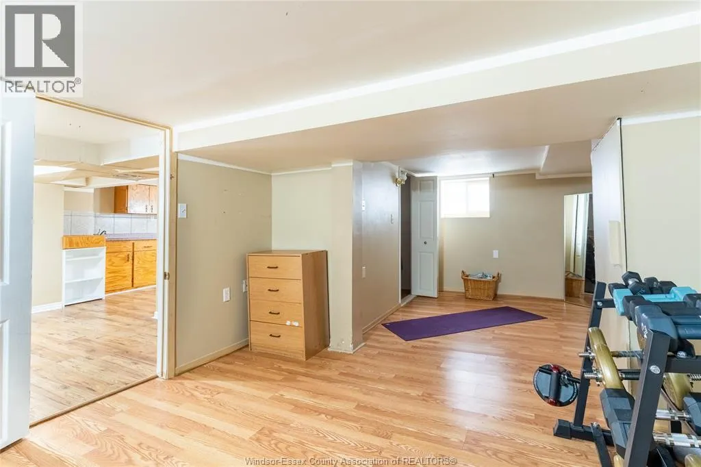 1204 LINCOLN