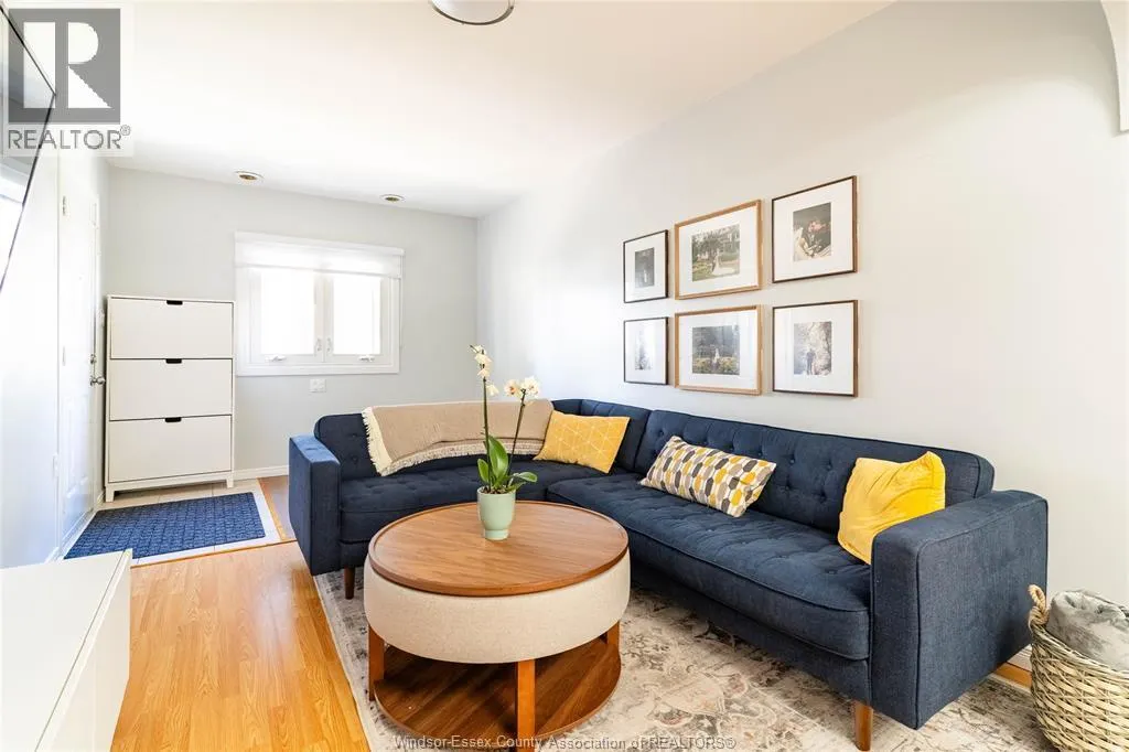 1204 LINCOLN