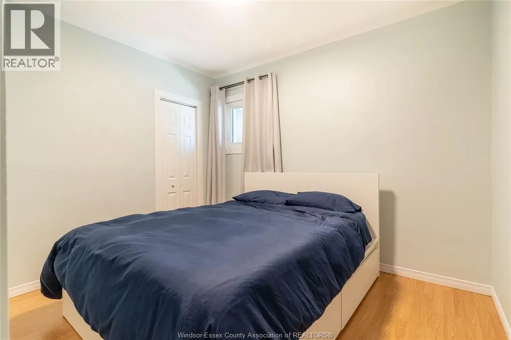1204 LINCOLN