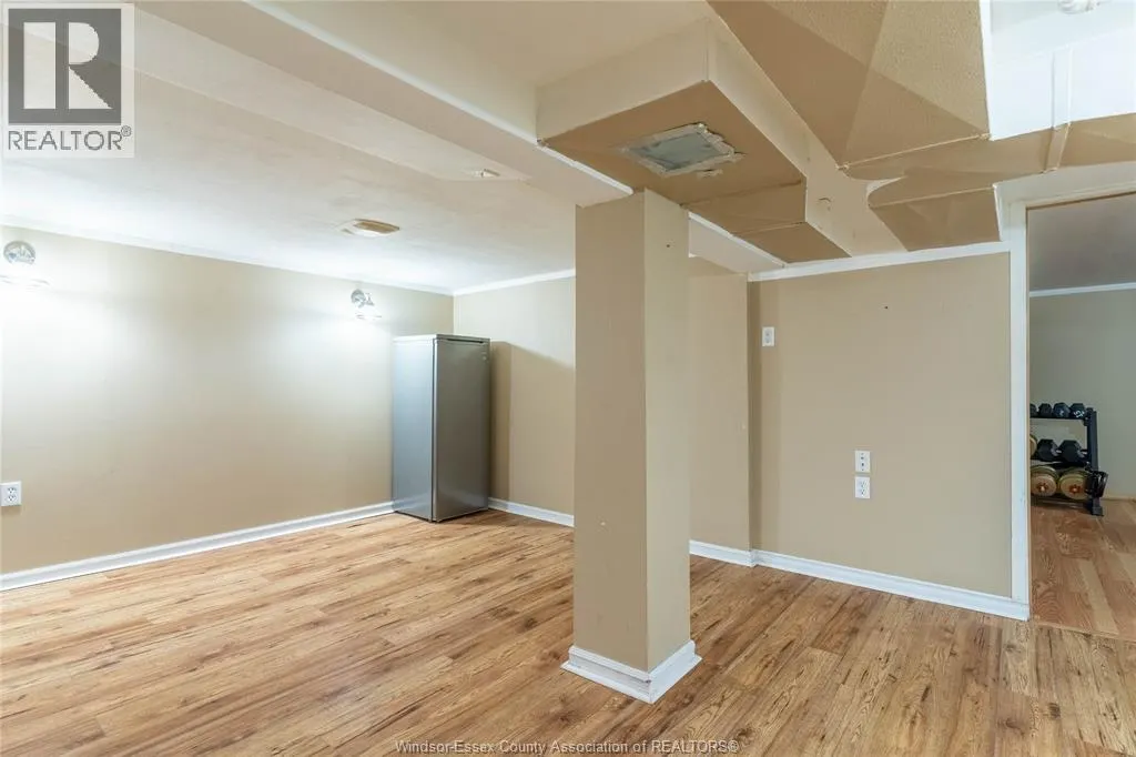 1204 LINCOLN