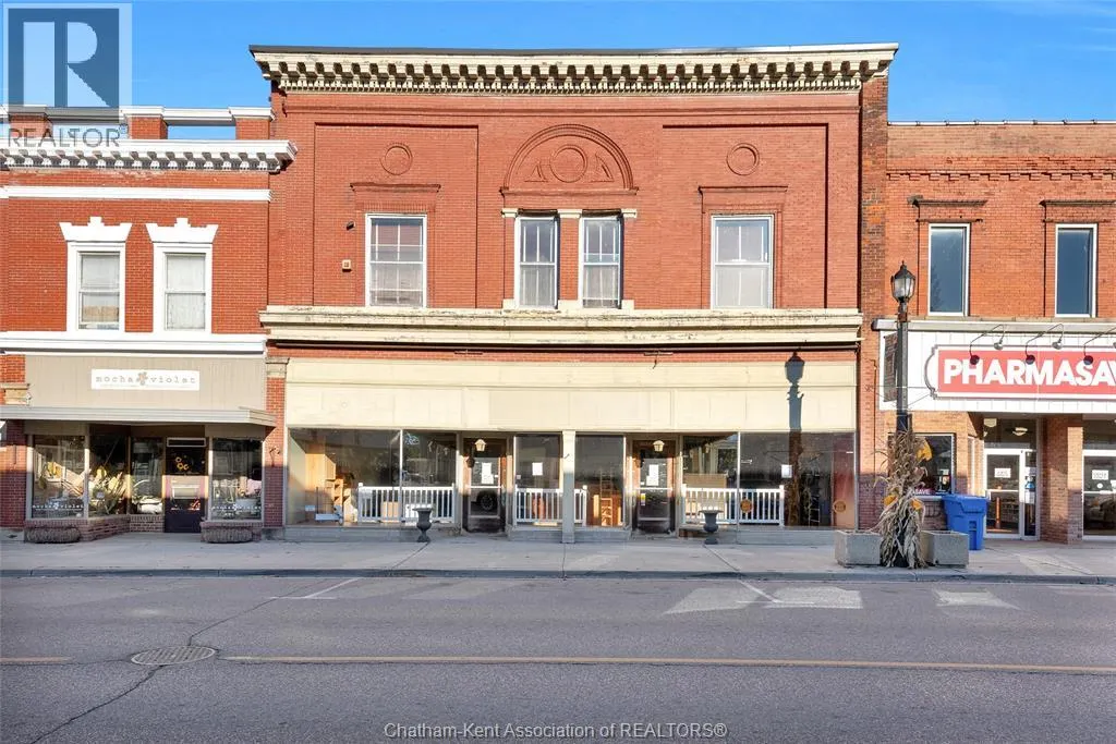 18 Main STREET