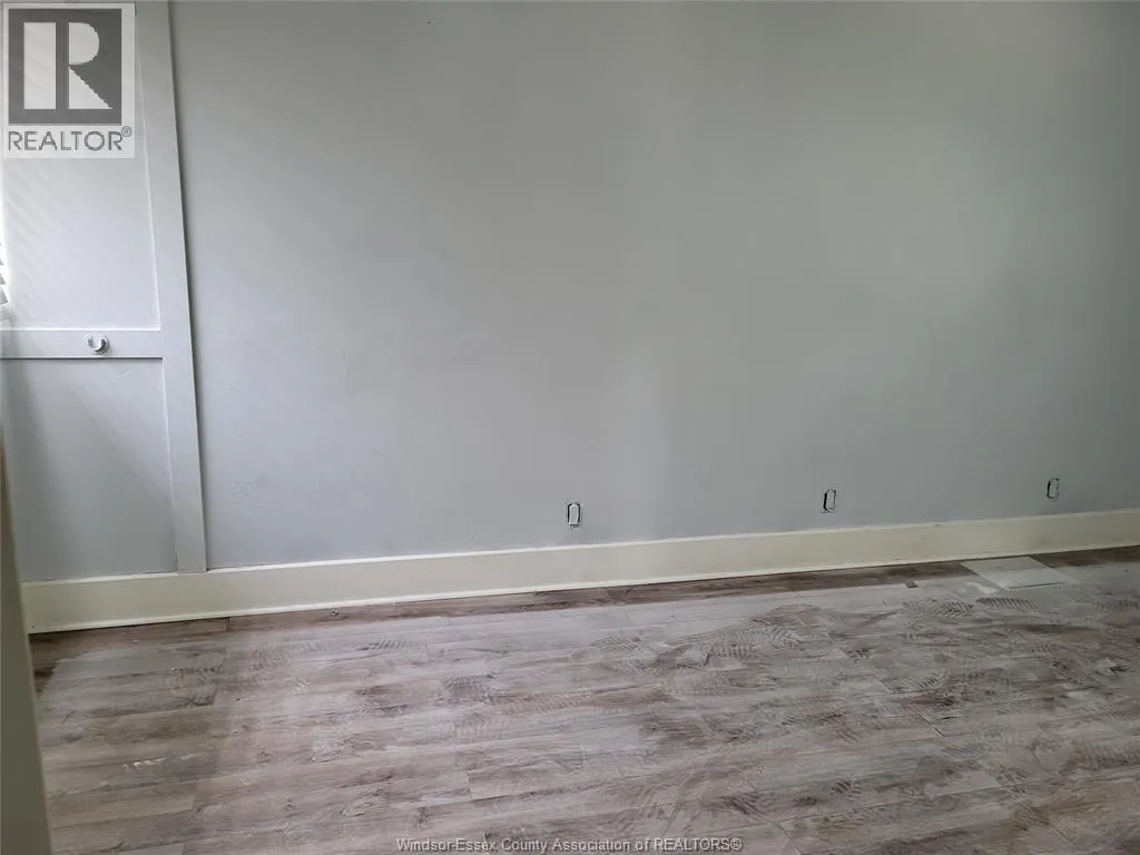 1665 PARENT - MAIN FLOOR